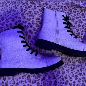 White Textured Ankle Boots with Black Soles